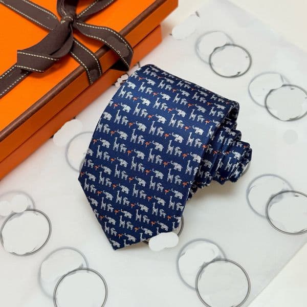 2025 new men's luxury silk tie - black checkered H-shaped jacquard, fashionable accessory designer for business, weddings, parties, and casual wear luxury tie 825