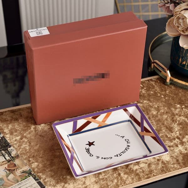 Premium Bone China Jewelry Plate, Elegant Design Storing Jewelry, Ideal For Special Ocns, Weddings, And Gifting With Superior Quality 0000