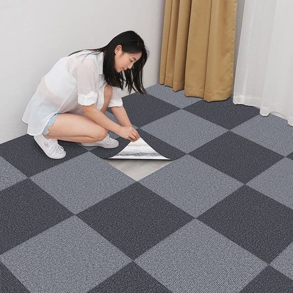 Office Peel and Stick Splice Carpet Square Solid Color Rugs Hotel Billiard Room Self Adhesive Carpet Tile Floor Mat Non-slip Carpets Mats 30*30cm/11.8*11.8inch HW0333