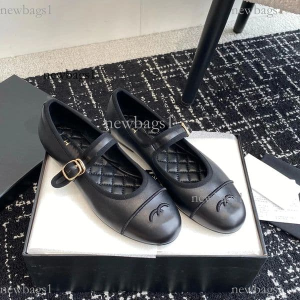 2025 Paris Designer Ballet Flats Shoes Women Brands Quilted Genuine Leather Slip On Ballerina Round Toe Ladies Dress Shoes De Mujer