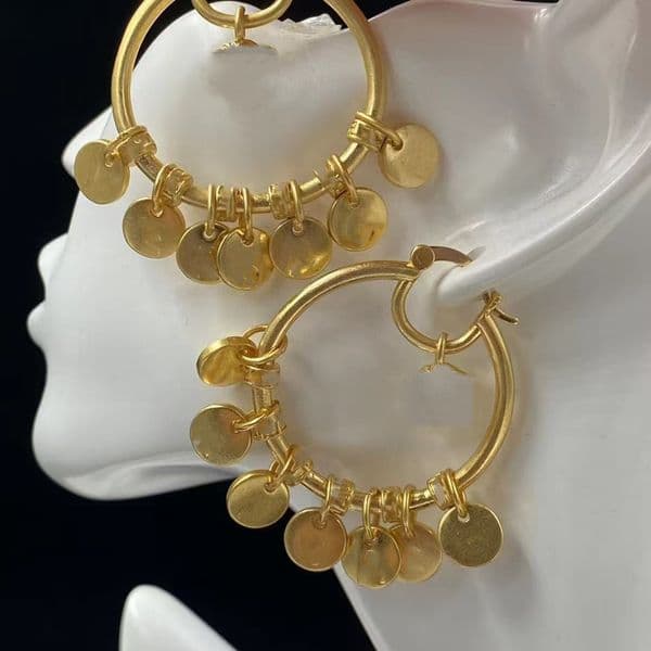 New Luxury Master Design Fashionable High Quality Gold Large Earrings Women's Beautiful Jewelry Accessories