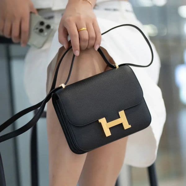 12A Designer women's crossbody high-quality leather handbag fashionable gold lock retro tofu designer shoulder new flip bag