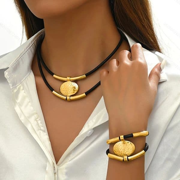 Fashion Oval Metal Necklace Bracelet Set For Women Vintage Gold Silver Color 2PcsSet Faux Leather Double Layered Chain Jewelry 251016