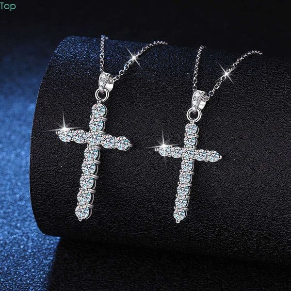 Live Iced Out VVS for Women Simple Fashion Cross Pendant D Color Moissanite Necklace
