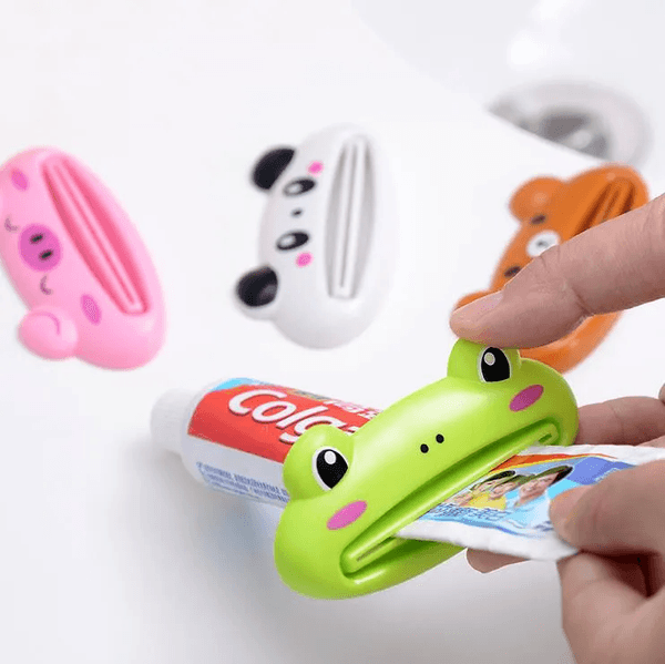 Cute Kitchen Accessories Bathroom Multi-function Tool Cartoon Toothpaste Squeezer Gadget Useful Home Tools Bathroom Decor SN4398 756756