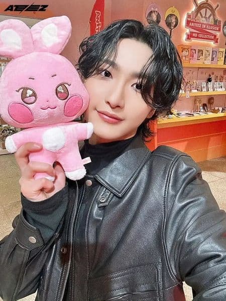 Kpop ATEEZ Aniteez Plush Kawaii Cartoon Stuffed Animals Doll Cute Stuffed Toys Pillows Home Decoration Gifts 251027