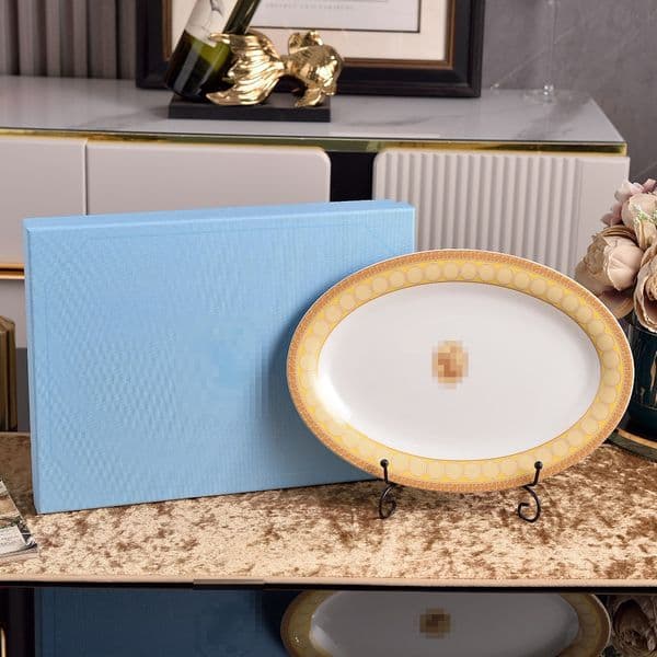 Elegant Nordic Bone China Fish Platter, Clean And Modern Aesthetic, Perfect For Serving Fish, Sushi, Or Gourmet Dishes With Style 12545