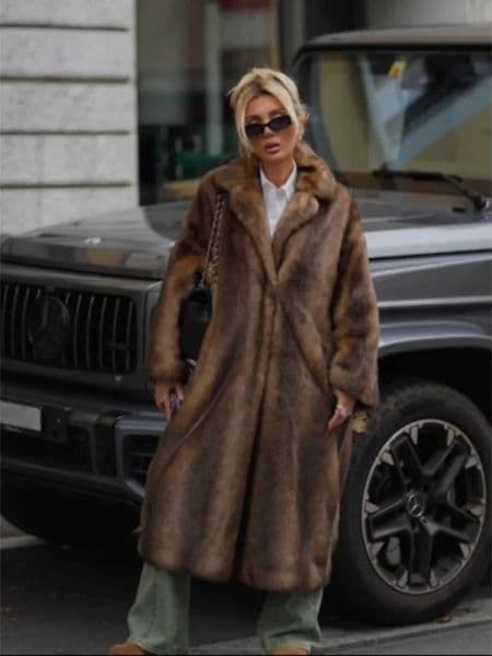 Fashion Mixed Color Lapel Faux Fur Overcoat Woman Elegant Full Sleeve Loose Long Coat 2025 Winter Lady High Street Jacket 251029