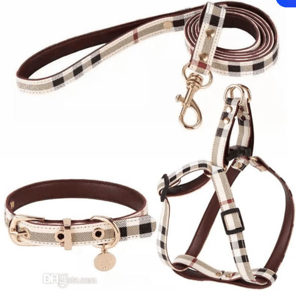 2025 new Designer Dog Collars Harness and Leashes Set Soft Adjustable Printed Leather Classic Pet Collar Leash Sets for Small Dogs Chihuahua