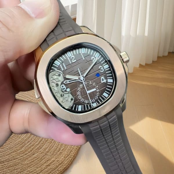 Automatic new sports men's fully mechanical sports watch 40mm luxury men's designer high-quality rubber strap stainless steel swimming watch high-quality watches