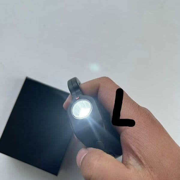 New T6 powerful charging flashlight - multi-functional, ultra-bright, long-range, suitable for cycling, outdoor use and household applications