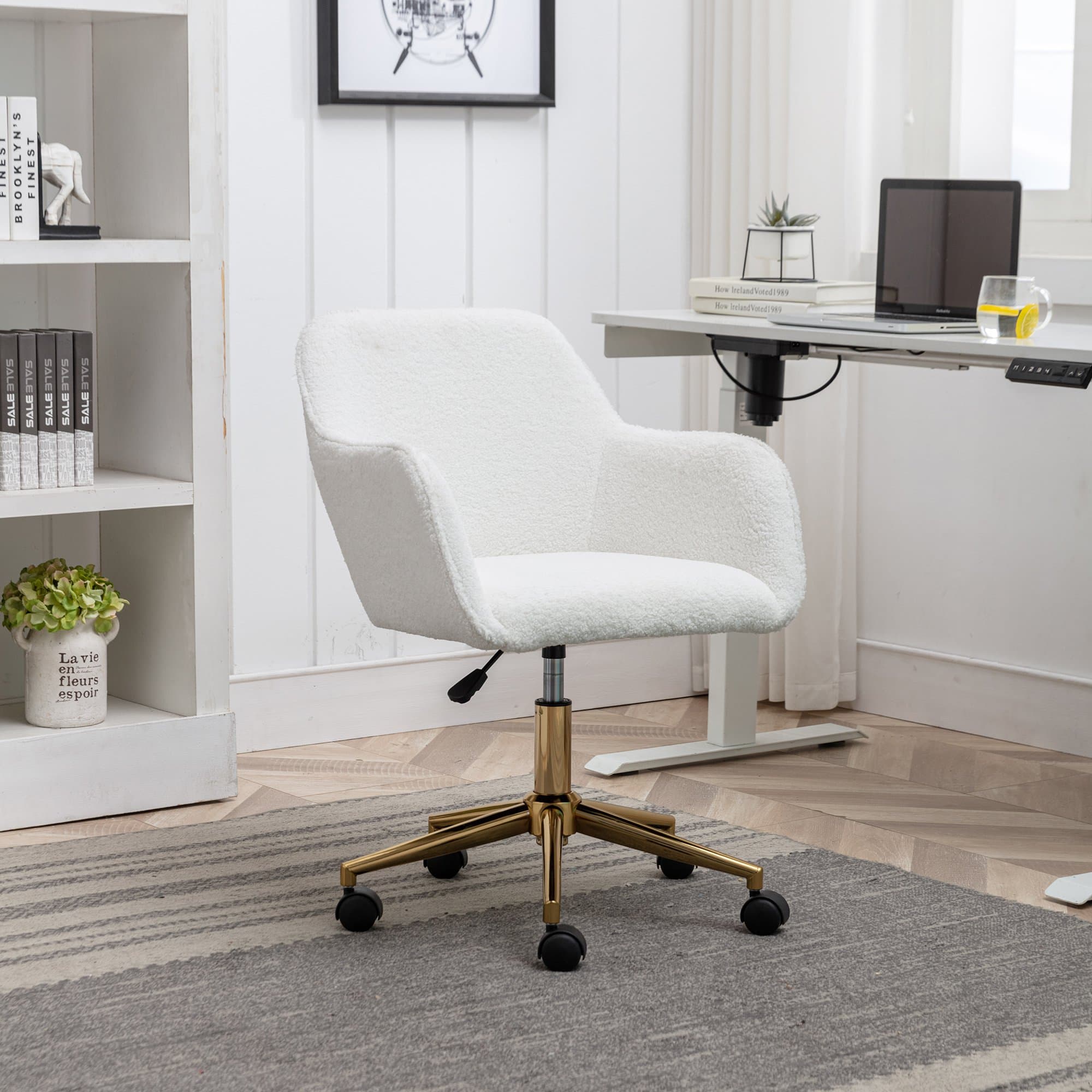 Boucle Teddy Swivel Office Chair, Adjustable Height, Ergonomic Back, Gold Legs, Vanity/Desk Chair with Arms, 58x58x86 cm, White | Aosom UK