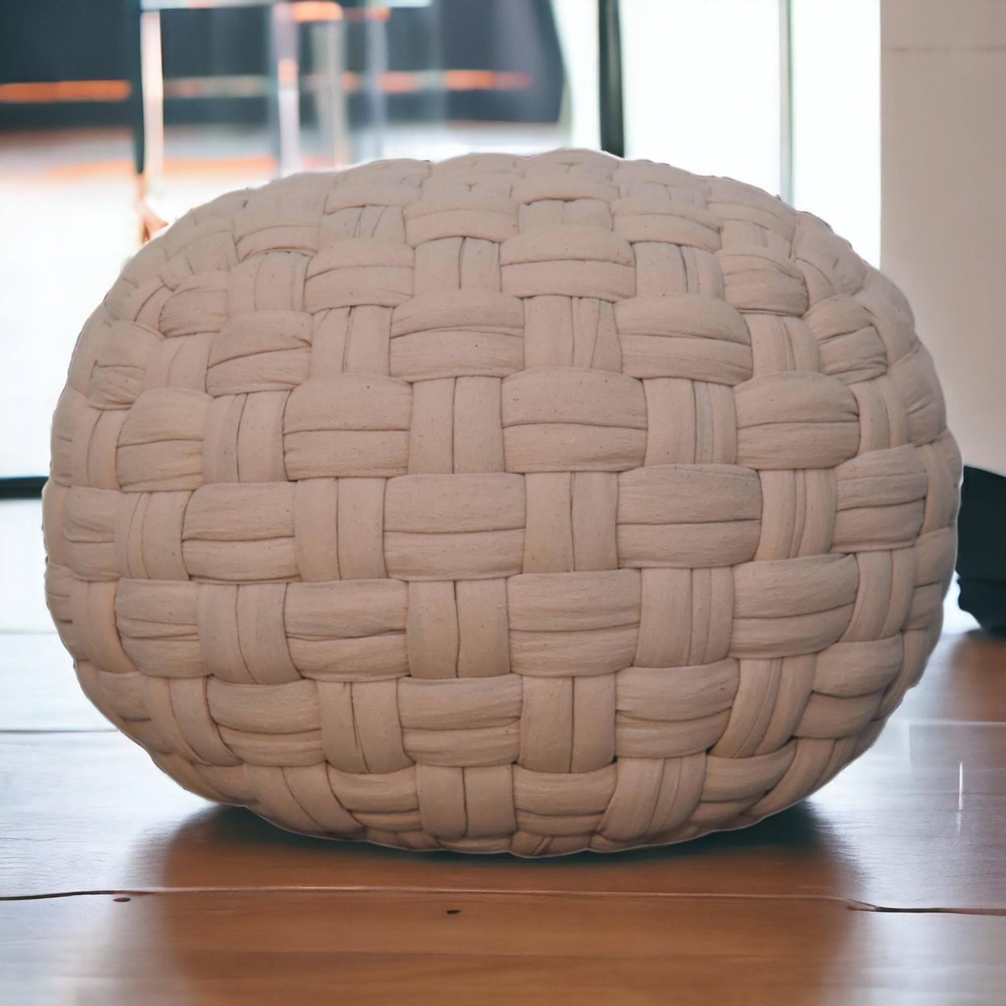 Handcrafted Tube Pouffe with Pleated Design, Breathable Cotton Fabric, Futon with Delivered Fully Assembled, 48L x 48W x 36H cm, Cream | Aosom UK