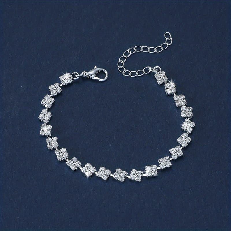 TEMU Luxurious Sparkling Claw Chain Bracelet For Women - Elegant Square Design, Casual Attire, Fashion Trend, , Welding