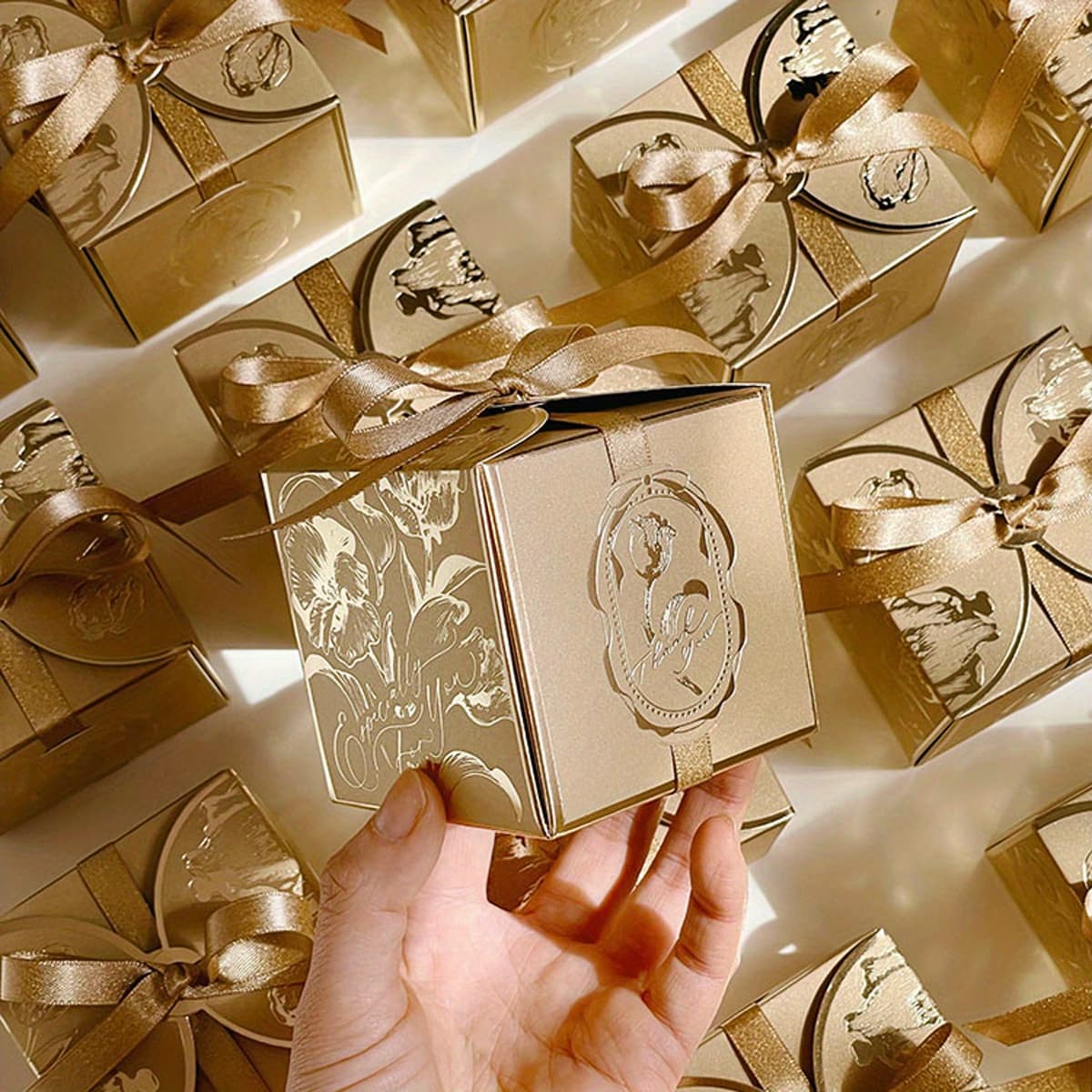 TEMU 10pcs Tulips Boxes - Weddings, !, Christmas, Halloween