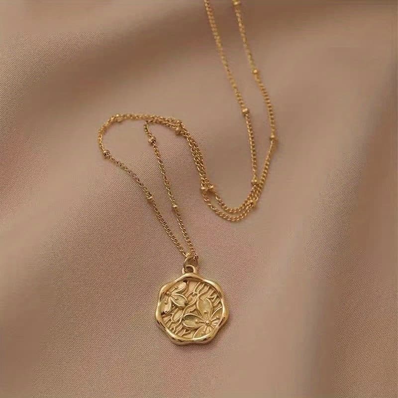 TEMU High-end Niche Irregular Round Pendant Peach Print Titanium Steel Necklace, Trendy Instagram Clavicle Chain