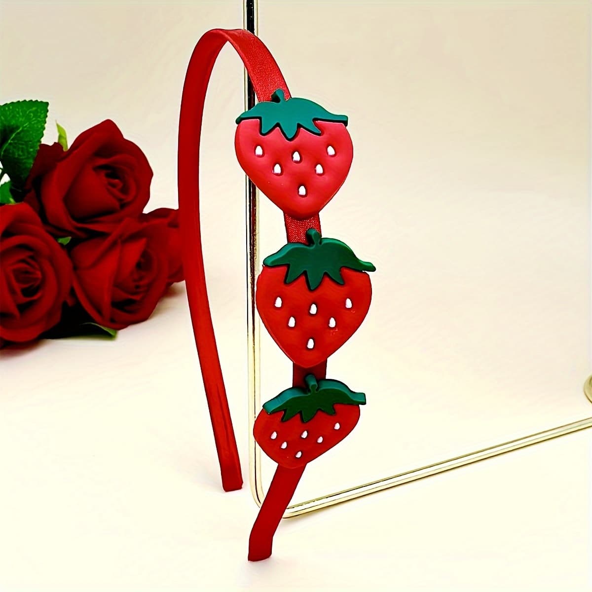 TEMU 1pc Valentine's Day Trendy Fashionable High-quality Strawberry Decorated Hairband