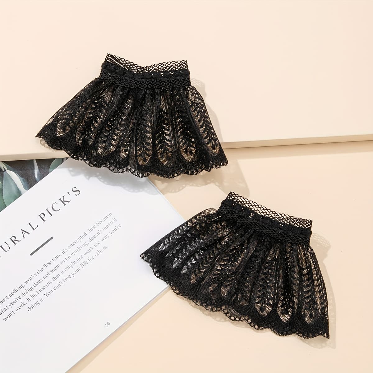 TEMU 1 Pair Of Elegant Women's Black & White Lace Cuff Sleeves With Pearl Accents - Stretchy, Decorative For Halloween & Casual Attire, Plant , Hand Or Only