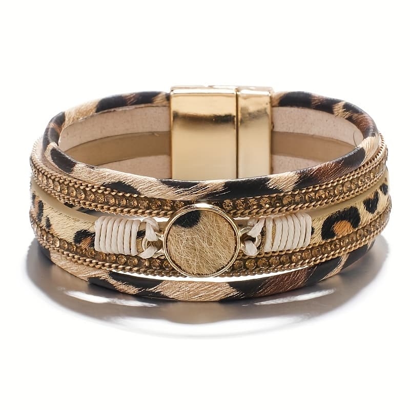 TEMU Bangle With Autumn Leopard Charm - Made Of Soft Faux Leather, With Rhinestones, Featuring A Bohemian , , Trendy Winter Jewelry For Women - Ideal For Fans Of Leopard Patterns