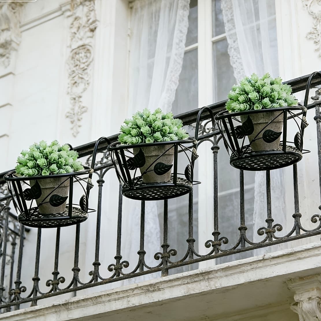 TEMU 3 Pack 8" Railing Planter Holder Hanging Flower Stand Balcony Deck Fence Flower Plant Pots Holder For Indoor Outdoor Use Black