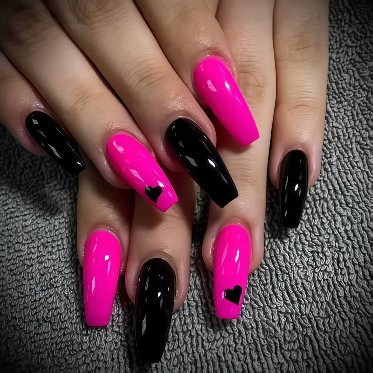 TEMU 24pcs Press-on Nails Suitable For Daily Wear - 24pcs Ballet Trapezoidal Fake Nails With Black/ Tips, Glossy Reusable Nail Extensions, Medium-length Nail Tips For , Machine-mountable For Or On