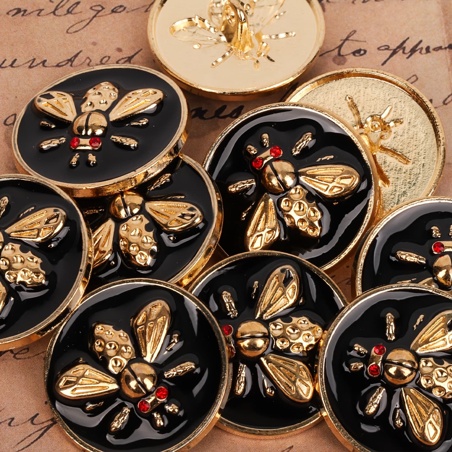TEMU 5-pack 23mm Vintage Bee Buttons | Black Metal, Retro Pattern Decor For Clothing, Hair Accessories, Bags, Belts, Hats, Scarves, And Home Textiles
