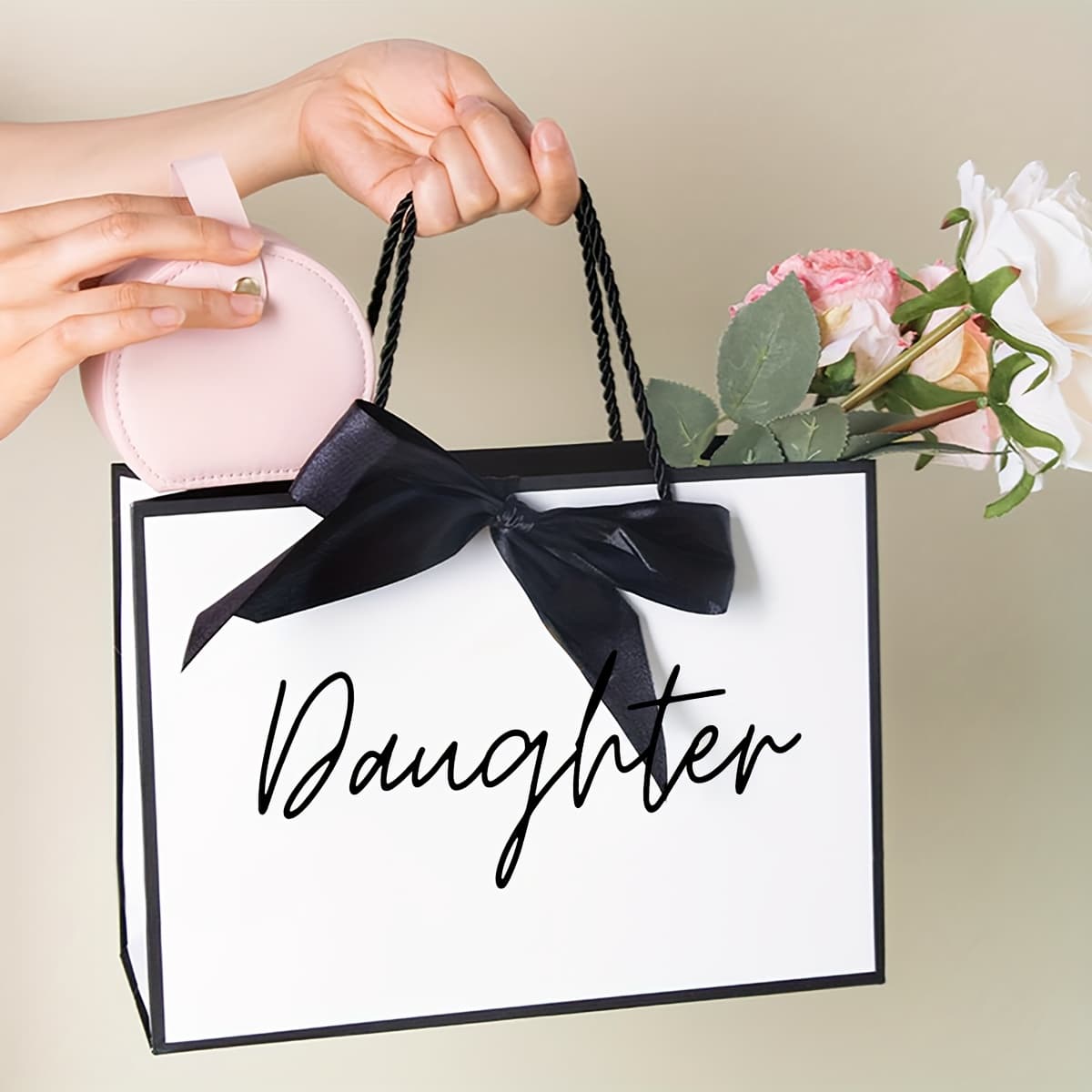 TEMU 1pc Daughter Gifts Bag, Paper Gift Bag, Unique Shopping Gift Bag For Birthday, Lightweight & Foldable Shopping Handbag, Best Daughter Gift Ideas For Christmas Thanksgiving