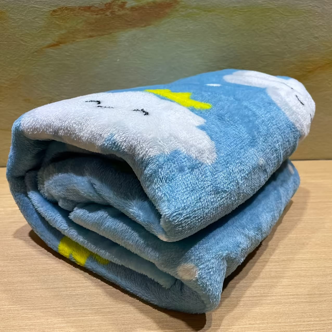 TEMU 1pc Fleece Blanket, Aesthetic Comfortable Warm Throw, Suitable For Sofa, Bed, Car, Office, Pet, Birthday Christmas Gift