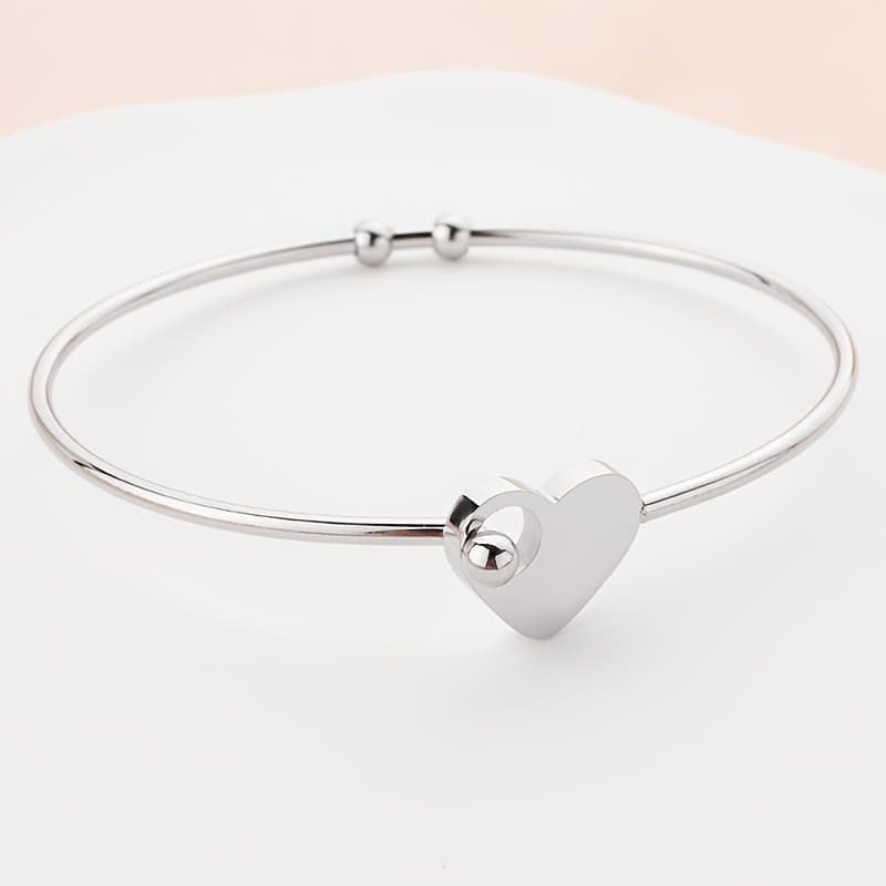 TEMU 1pc Women' Steel Bracelet, Heart Open Bangle With Heart-shaped Clasp, Heart-to- Ladies' Bracelet