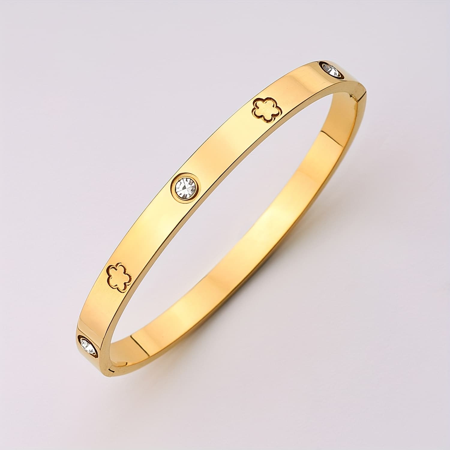 TEMU 1pc, Simple -encrusted 18k Gold Plated Bracelet With A Cut-out Design, Open-clasp Bangle, Suitable For Daily Wear, A Beautiful Bracelet For Women