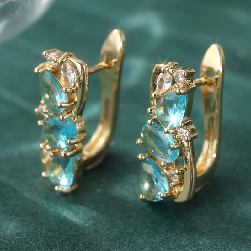 TEMU A Set Of Elegant And Earrings Featuring Light Blue Synthetic Zirconia, Use, Designed As Small And Refreshing Additions For Women