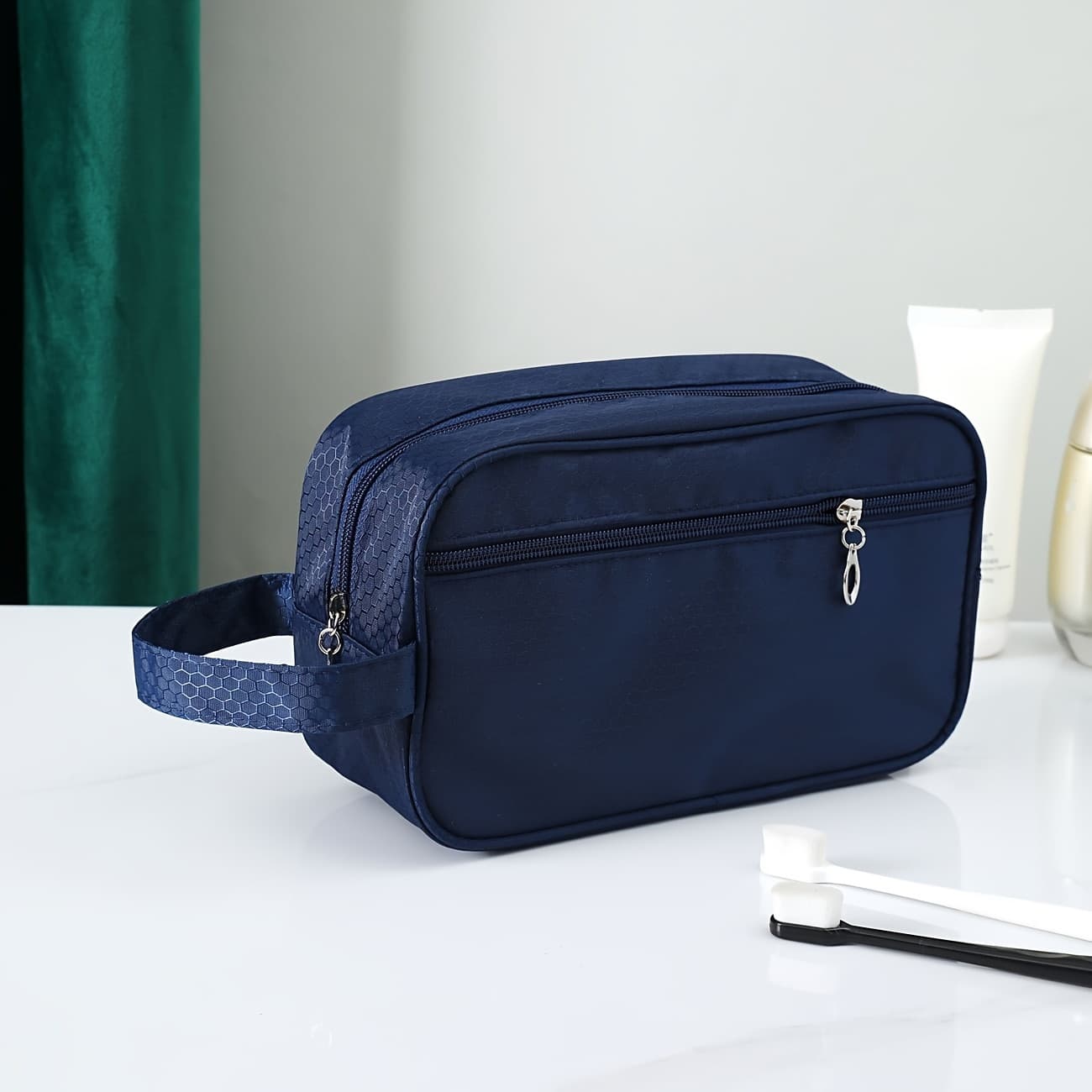 TEMU 1pc Soccer Tattoo Men's Toiletry Bag, Portable Cosmetic Bag, Outdoor Travel Toiletries Storage Bag, Shaving Storage Bag, With Handle Foldable Storage Bag