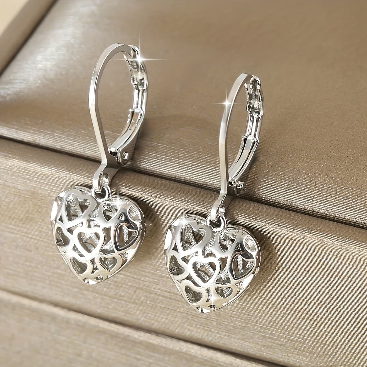 TEMU Elegant Vintage-inspired Copper Heart Pendant Earrings With Intricate Cut-out Design – Nickel-free, Perfect For Casual Attire Or As A Valentine's Day Gift, Cute Earrings