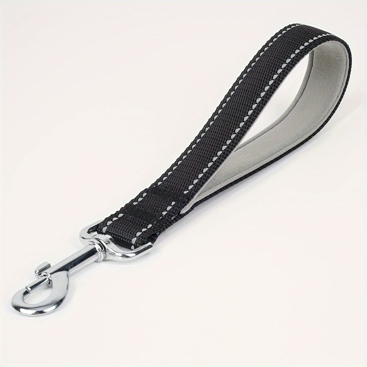 TEMU A Short Made With Reflective Threads, Designed For Walking Dogs, Suitable For Medium To Large Breeds, Stylish And Practical, Without Battery