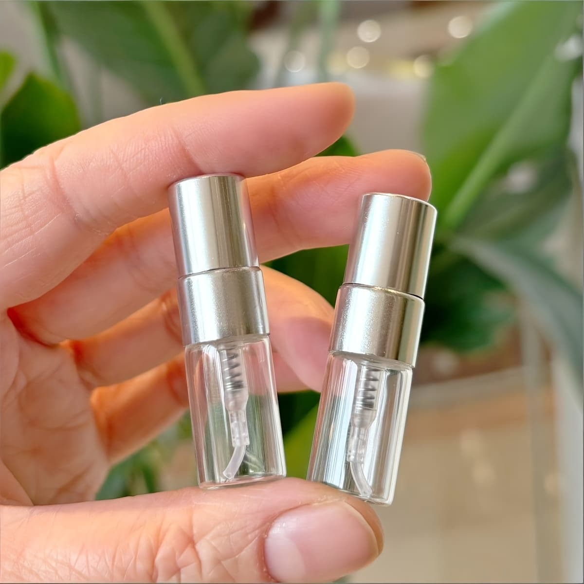 TEMU 2pcs Mini Travel Spray Bottles, Portable Atomizer For Perfume Storage, Perfect Gift