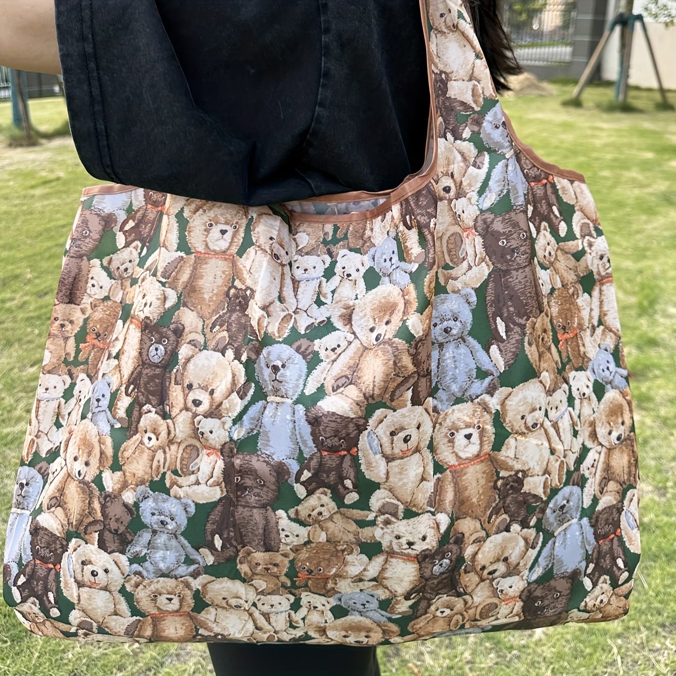 TEMU Men's Large Capacity Shoulder Bag Lightweight Cartoon Bear Pattern Foldable Tote Bag For Women, Suitable For Daily Shopping, Travel, Camping, Gym Storage