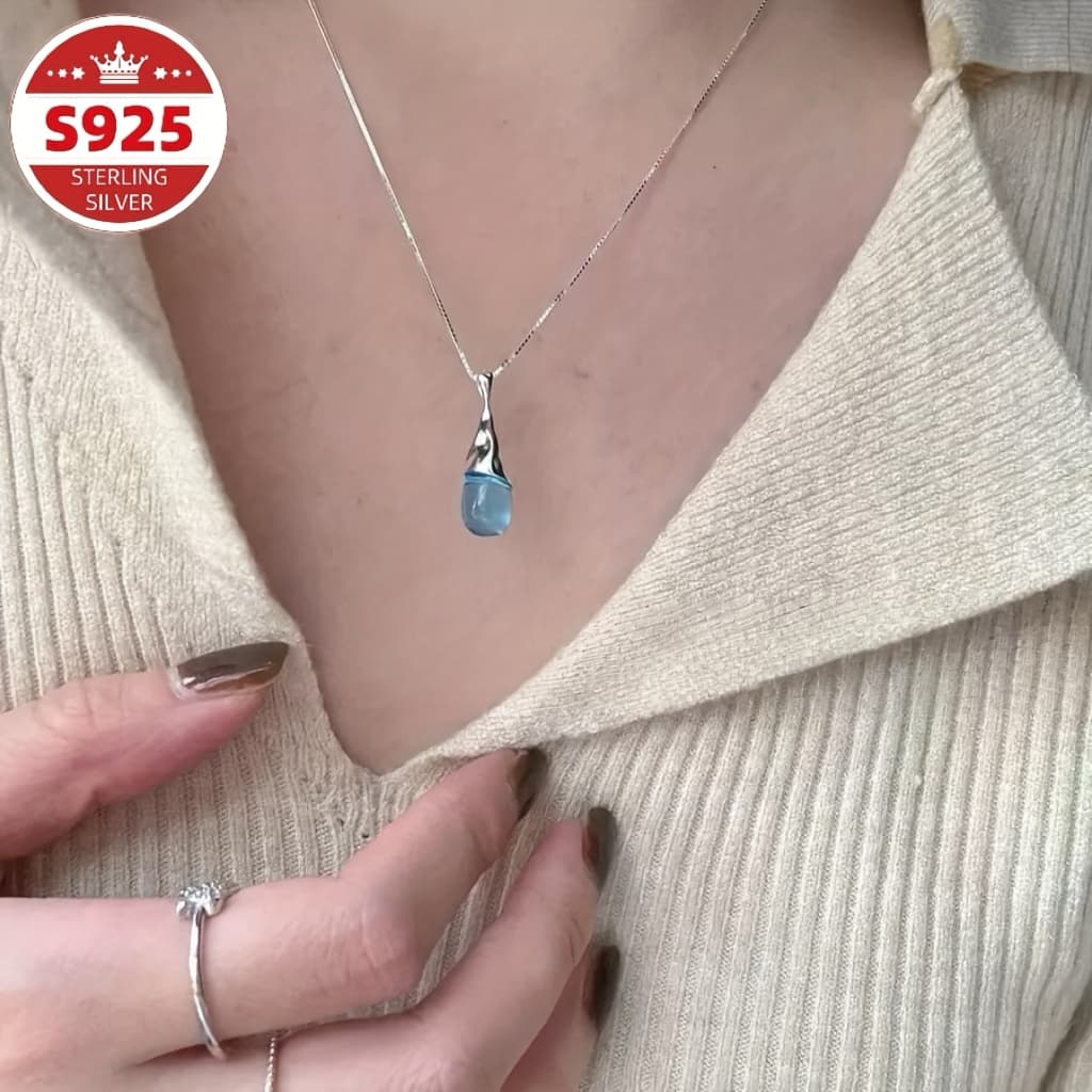 TEMU A Necklace Featuring S925 Pure Silvery And A Blue Cat Eye Stone, Designed For Women With A Luxury. Its Easy Yet Elegant Design Exudes A High-end