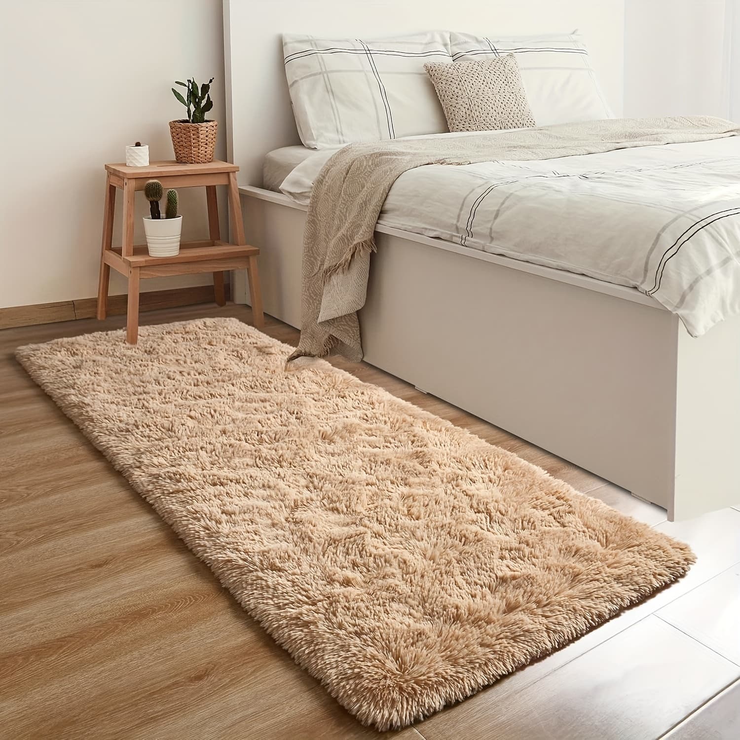 TEMU 1pc, Long Plush Rug, A Warm And Indoor Decorative Rug, Fluffy With A Plush Feel , Sturdy, Durable, And Easy To Care For. Lightweight And Portable, This Long Runner Rug Used The Sofa, , In