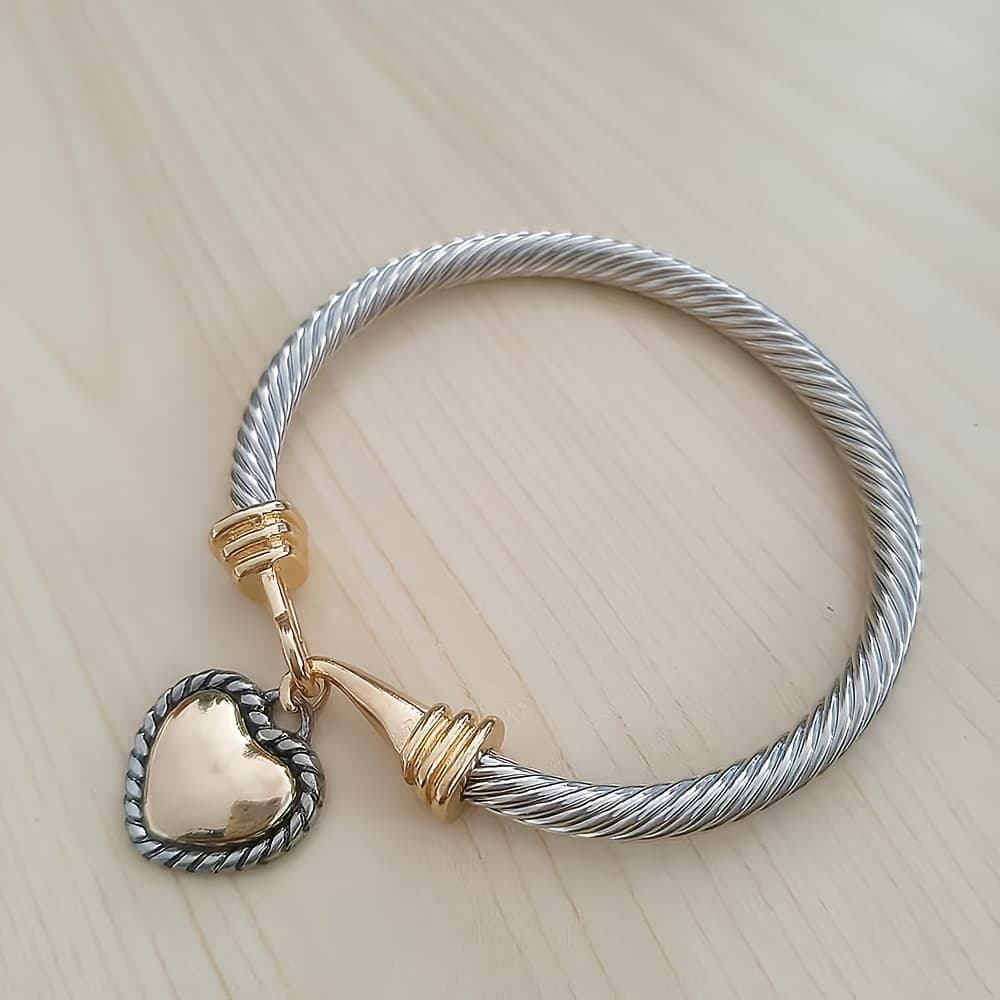 TEMU 1pc Fashionable Temperament Heart Pendant Hook Women's Bracelet Trendy Light Luxury Wrist Jewelry Valentine's Day Suitable For Celebrating Holidays Birthday Daily Vacation Party Gift