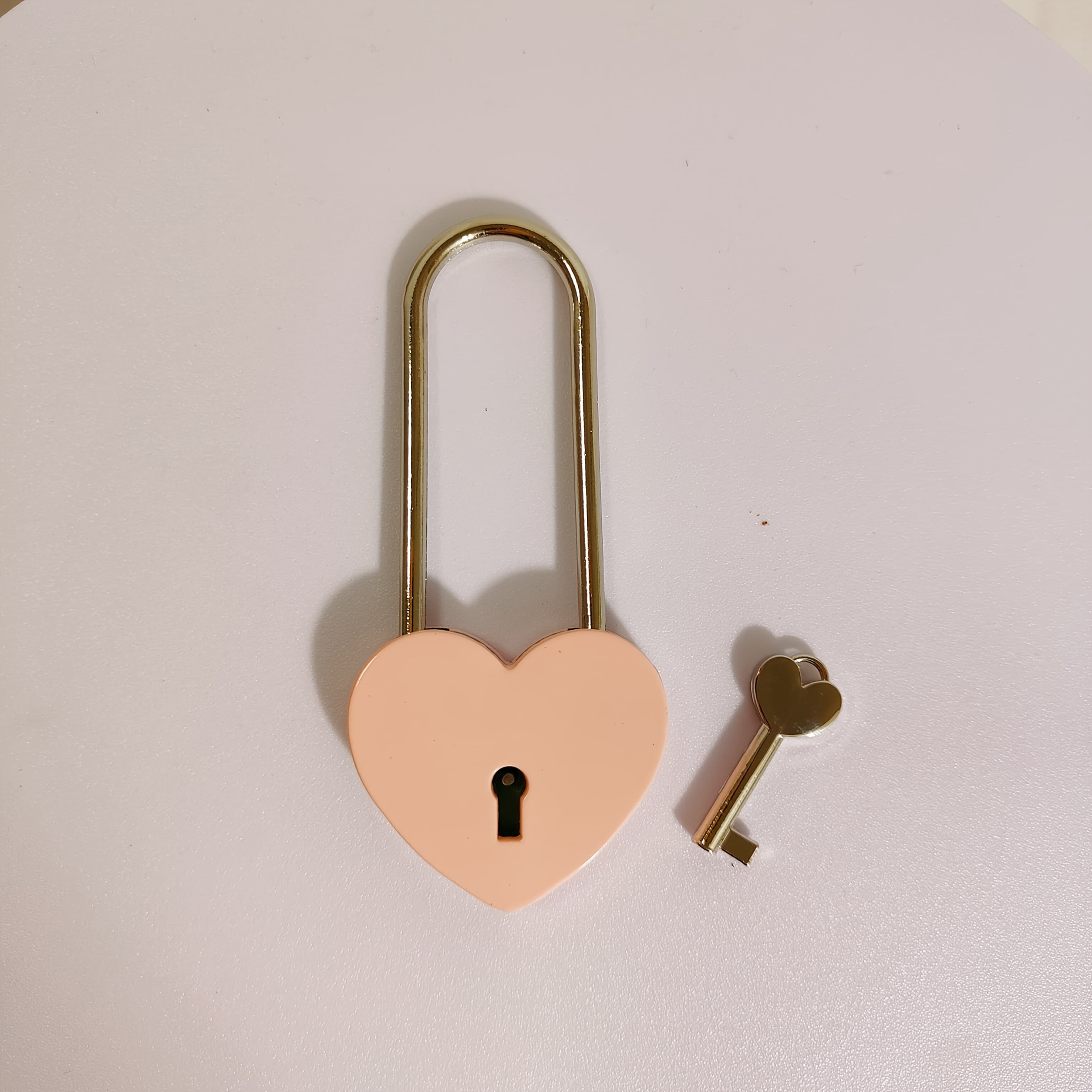 TEMU 1/2pcs Heart-shaped Metal Padlock With Key- Polished Finish , Used For Luggage And Bag Accessories, Alloy - No Power Required