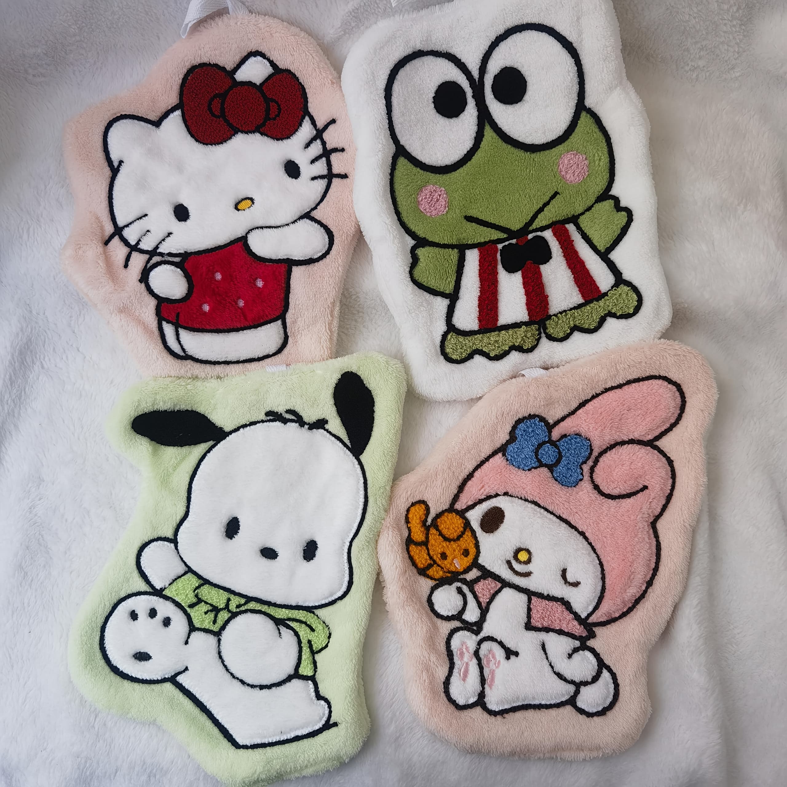 TEMU 4pcs Hello Kitty Quick- Towel - Fleece Hanging Towel With Adorable Character Designs, Decor For Bathroom, Kitchen, Bedroom - Cute Cartoon Home Decor