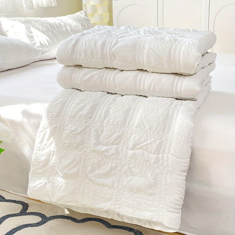 TEMU Lightweight Summer Quilt - Breathable Seersucker, Soft & Comfortable Bedding For All , Perfect For Bedroom Decor