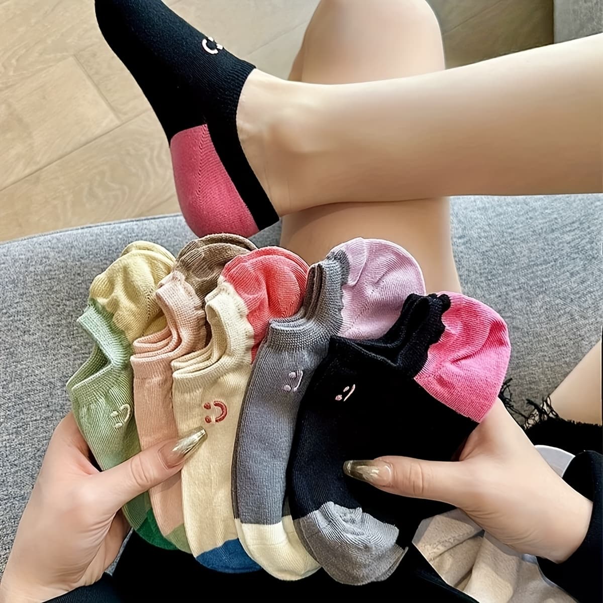 TEMU 5 Pairs Women's Cartoon Print Socks - Animal & Heart Designs, Knit Fabric, Machine Washable, Casual & Stylish, Stylish Socks| Print Socks|knit Texture