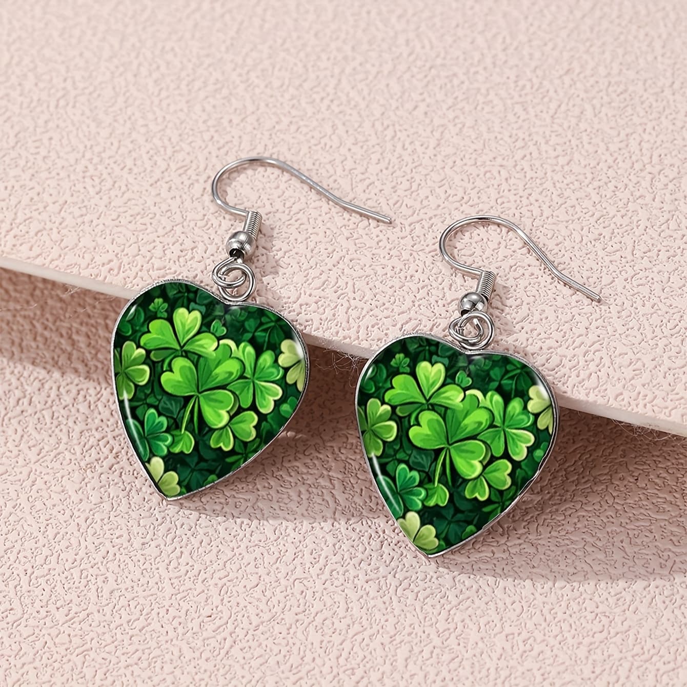 TEMU 1 Pair, Green Heart Shaped Irish Shamrock Earrings, 's Day Love Jewelry, Unisex Holiday Gifts, Party Accessories