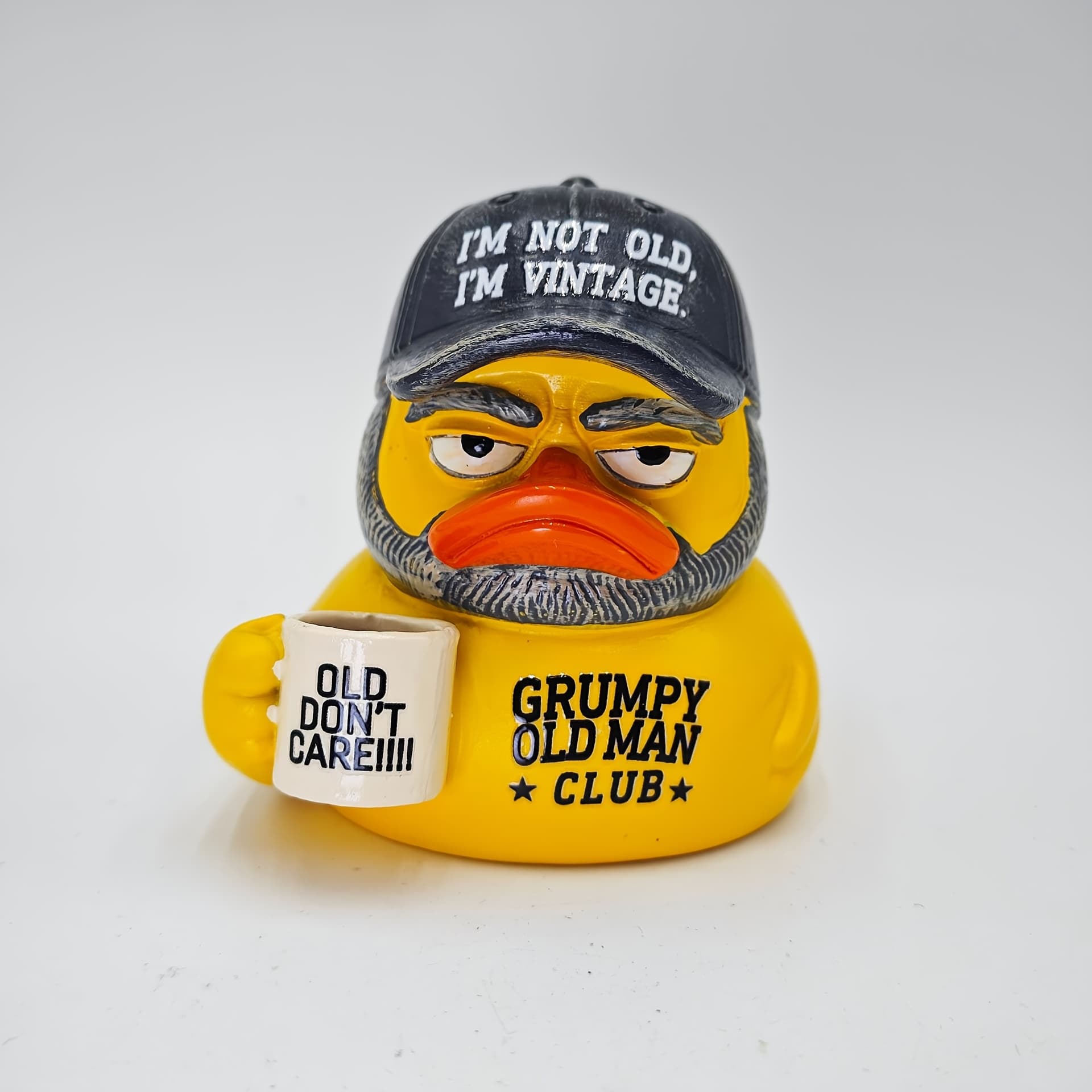 TEMU Old Man , Old, I'm Vintage Figurine, Old Don't Care Humorous Resin Duck Desk Decor Office Shelf Man Cave, Novelty Statue Dad Grandpa