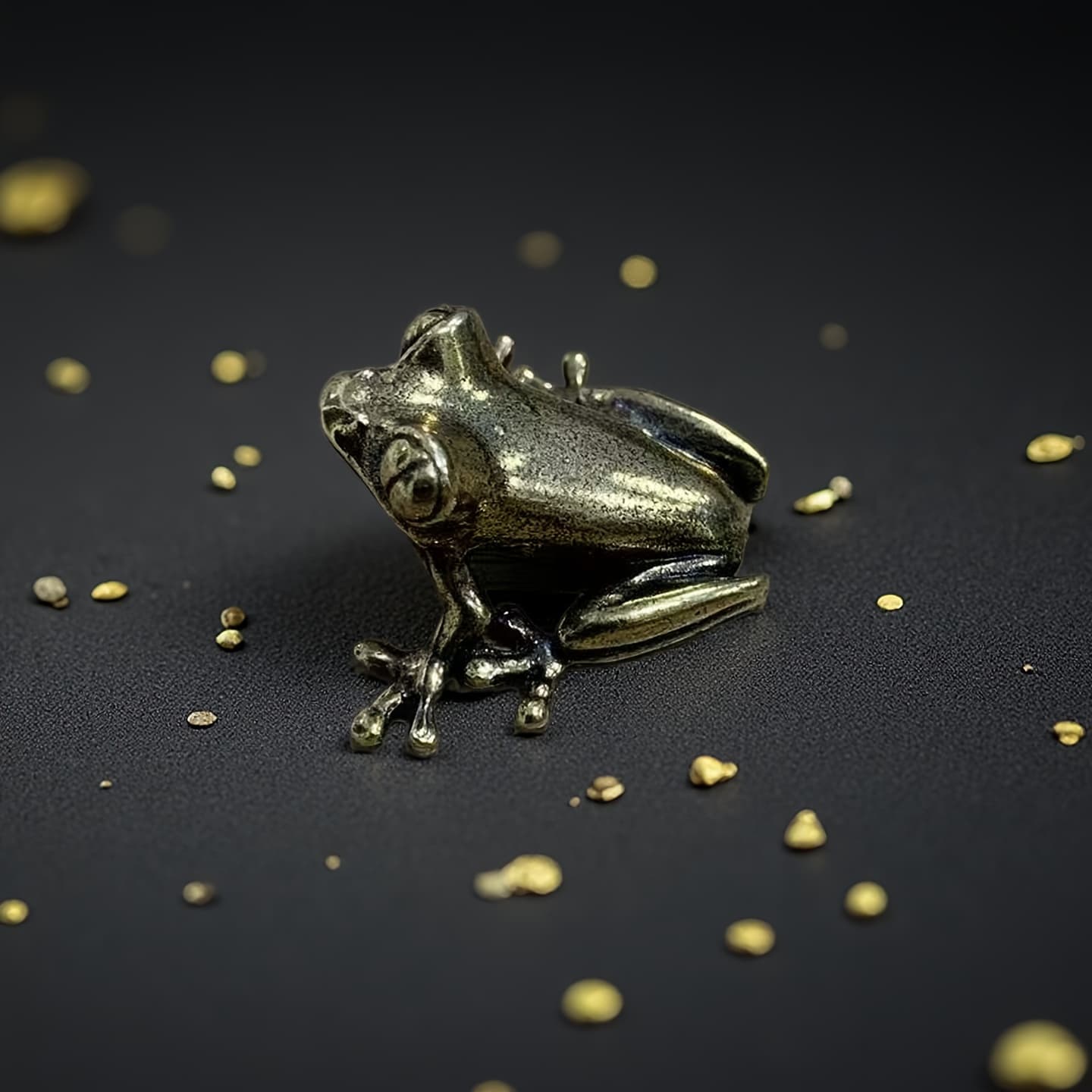 TEMU Collectible Figurines ，1pc Vintage Brass Frog Ornament, Big- Frog For Tea Pets And , Vintage Lacquer Finish | Handcrafted, Home, Office, Or Car Decoration