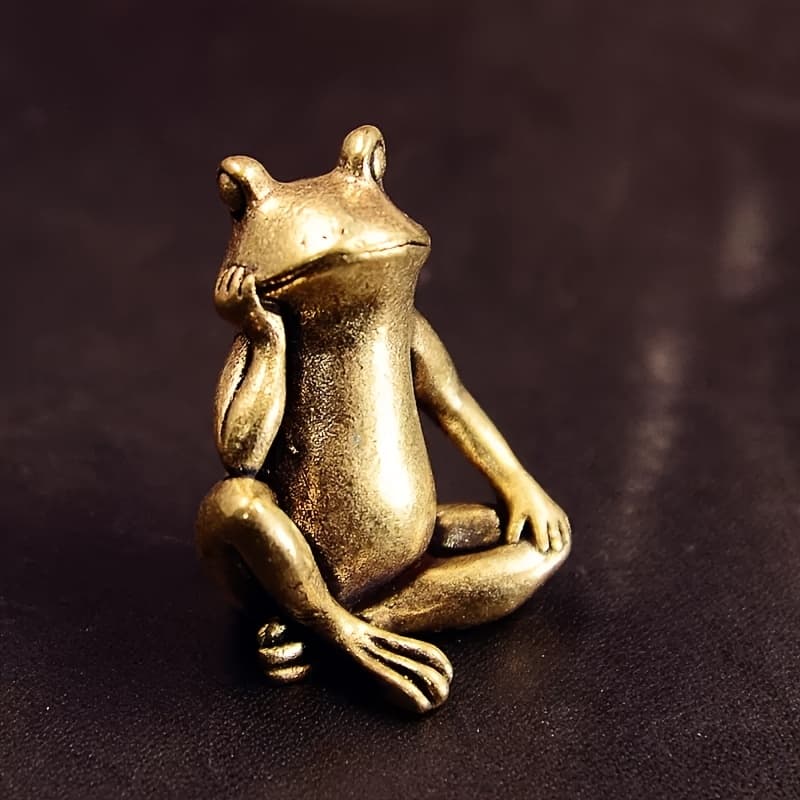 TEMU A Vintage Brass Frog Sitting And Yawning, A Little Statue With A Whimsical, Suitable For Desktop Home Decorations And Tea Pet Displays