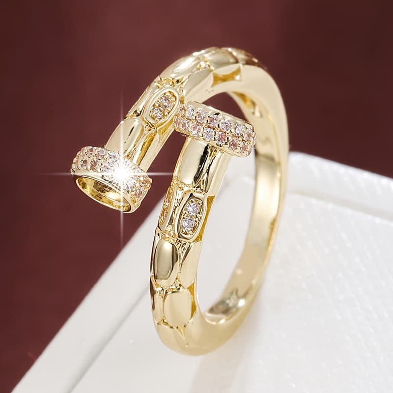 TEMU A Minimalist Open-adjustable Women's Ring With A Simple , Set With Synthetic Synthetic Zirconia