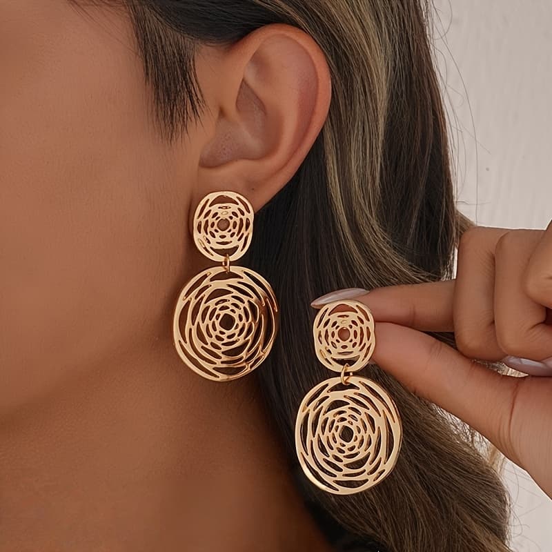 TEMU A Pair Of Elegant Vintage Bohemian-style Irregular Hollow-out Geometric Circle Drop Earrings, Suitable For Women' Wear, Banquets, And Party Occasions