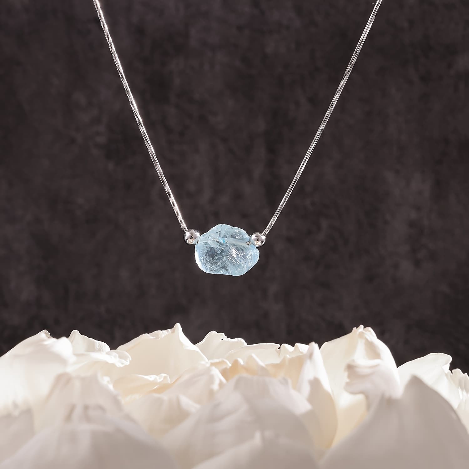 TEMU 1pc Bohemian Natural Crystal Necklace Irregular Natural Aquamarine Pendant Necklace Elegant Crystal Jewelry Exquisite Jewelry Suitable For Daily Party Birthday Gifting